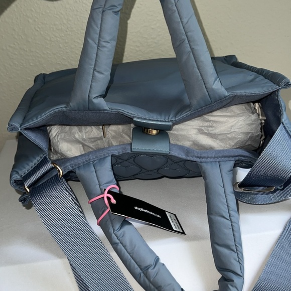 Like Dreams Nylon Puffer Tote Bag. - Picture 5 of 11